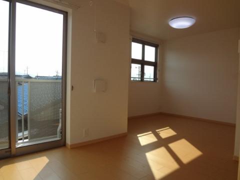 居室・リビング　室内