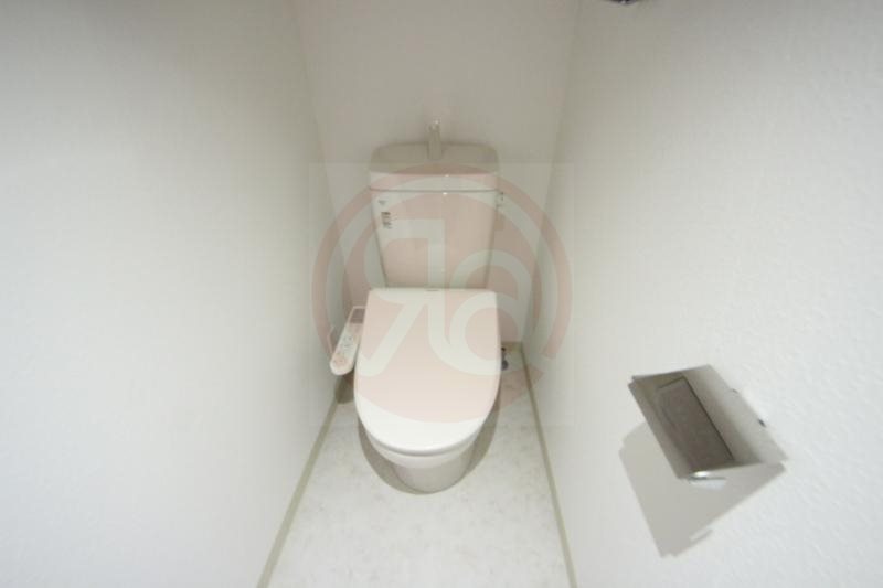 トイレ　トイレもきれいです