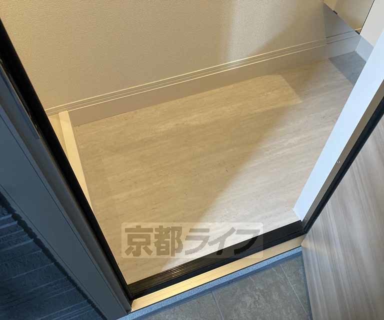 玄関　玄関部分です。