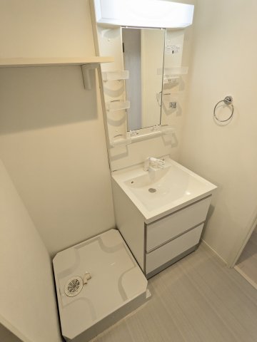 洗面設備　広い洗面スペース