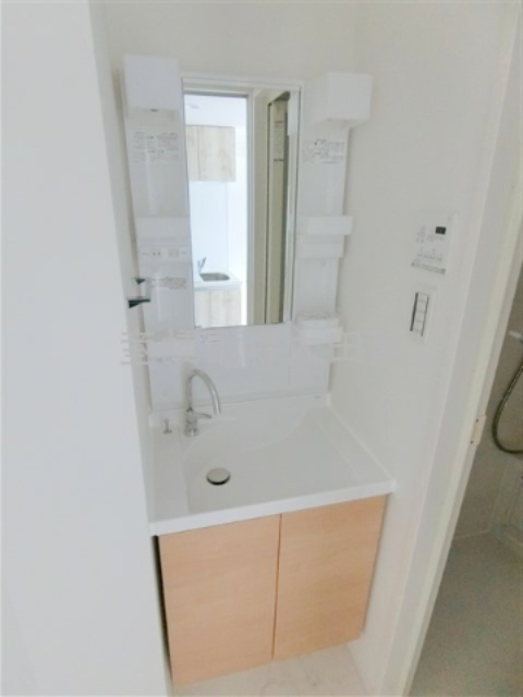 洗面設備　洗面脱衣所　独立洗面台