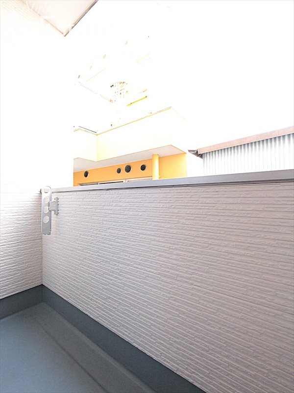 バルコニー　バルコニー