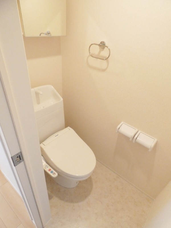 トイレ　図面と現状に相違がある場合には現状を優先