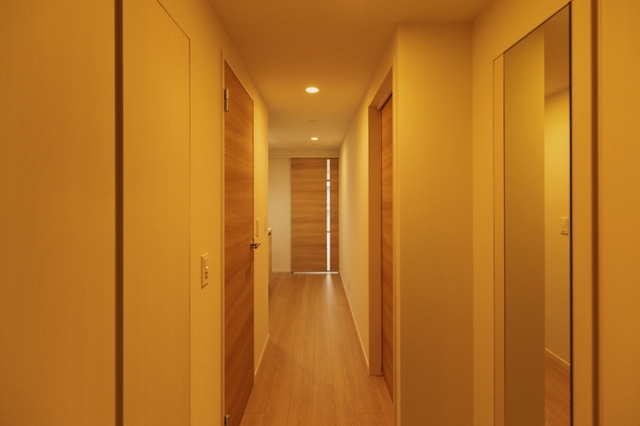 玄関　※写真は同タイプ住戸です。