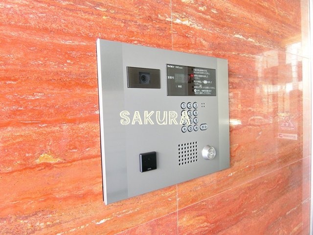 セキュリティ　不審者、勧誘員をシャットアウトできるオートロックです♪