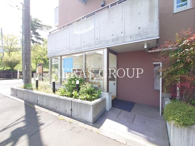 病院　ひとみタウンケアクリニック（病院）まで617m