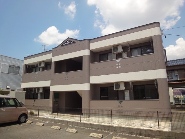 建物外観　外観写真（昼）