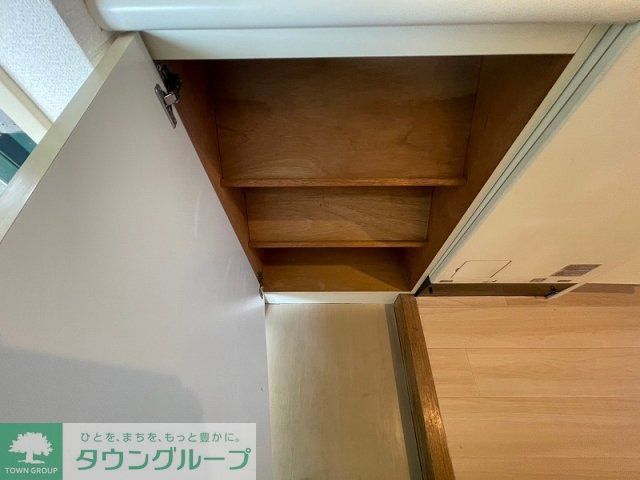 収納　靴入