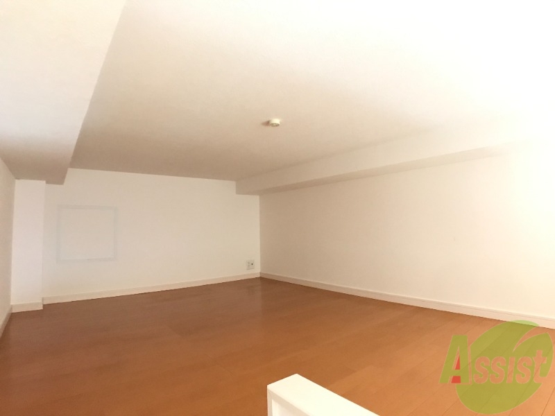 その他部屋・スペース　ロフトがあります。布団を敷くも良し。物置に使うも良し。