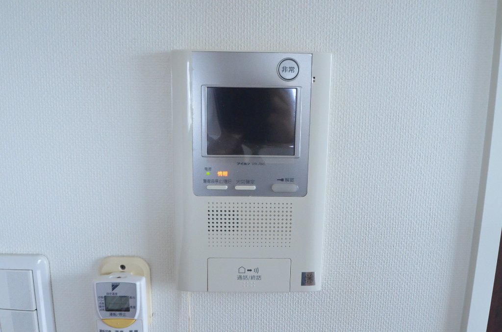 セキュリティ　カメラ付インターホン