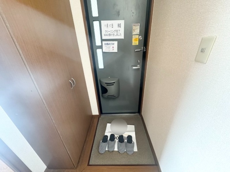 玄関　図面と現状に相違がある場合には現状を優先