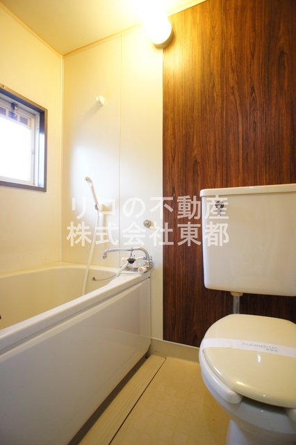 バス・シャワールーム　足が伸ばせる広々バスタブでリラックス♪