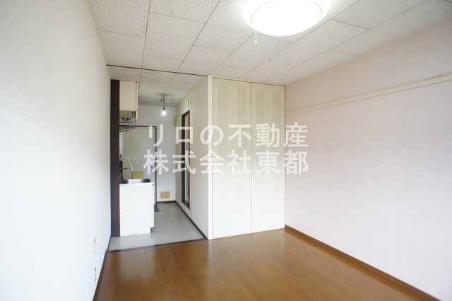 その他部屋・スペース　窓から暖かな日差しが入ります♪