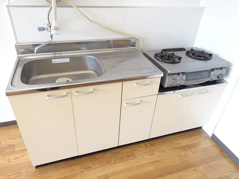 キッチン　ガスコンロ残置物