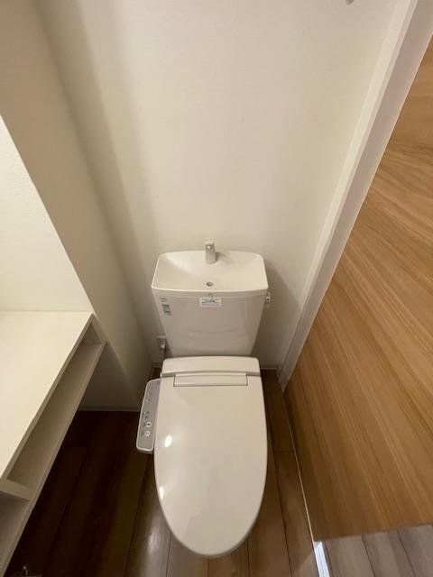 トイレ　トイレ