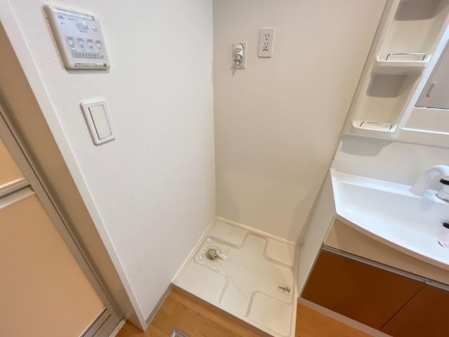 その他部屋・スペース　洗濯機置場