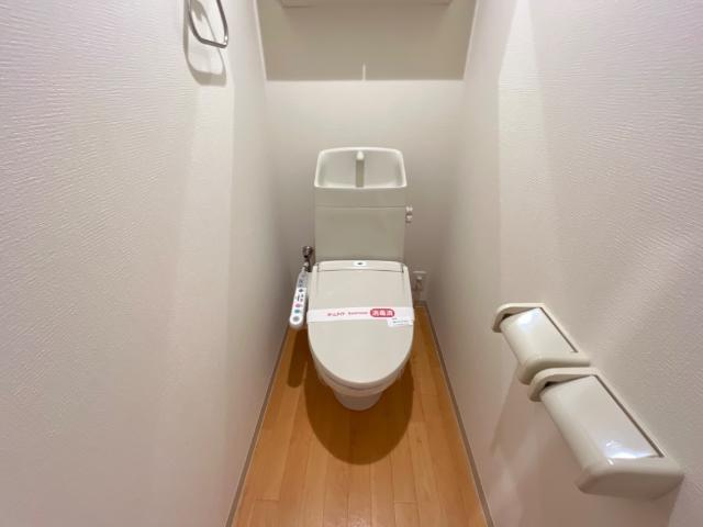 トイレ　シャワー付トイレ