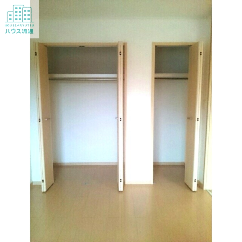 収納　※別号室の写真です