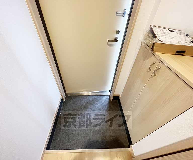 玄関　開放感のある玄関です。