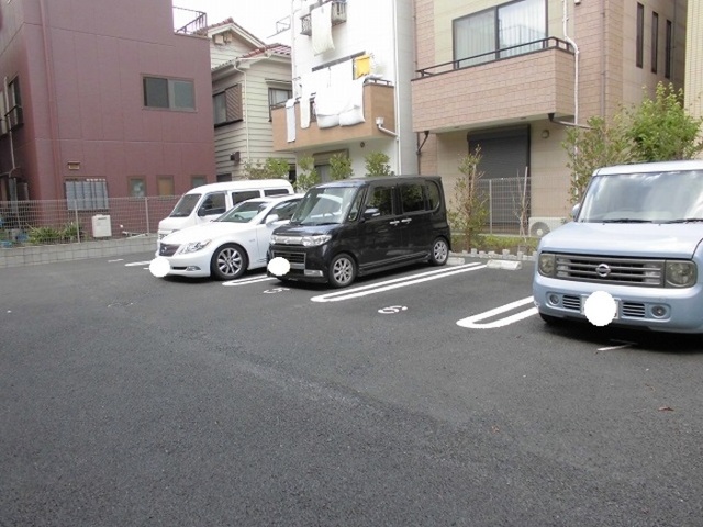 駐車場　駐車場