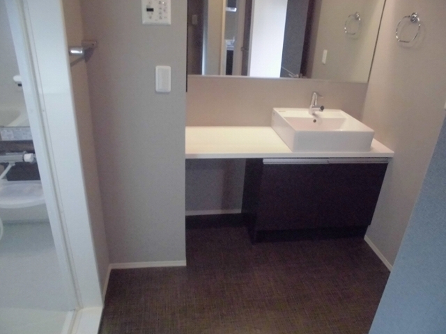 洗面設備　洗面室