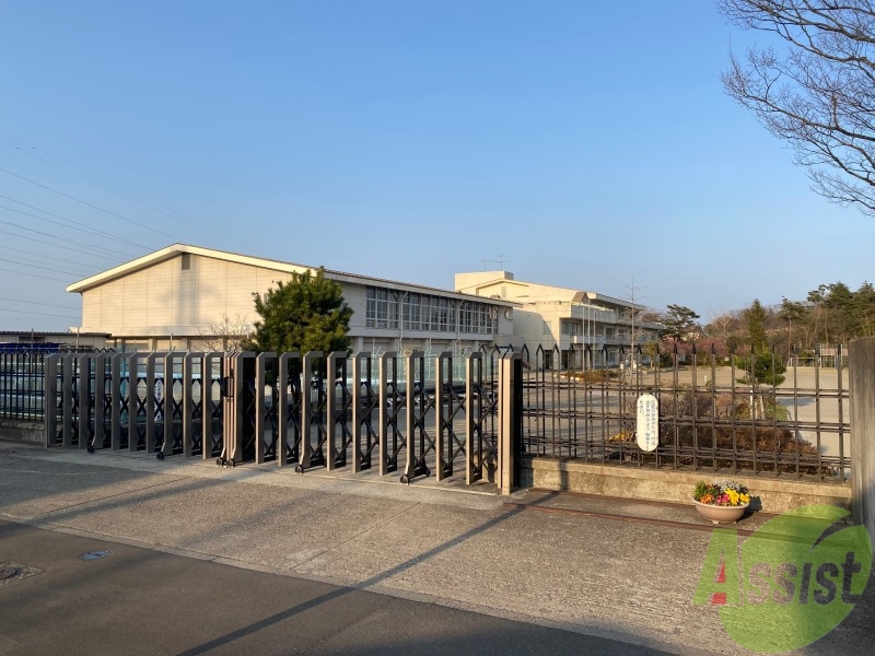 小学校　仙台市立虹の丘小学校（小学校）まで415m