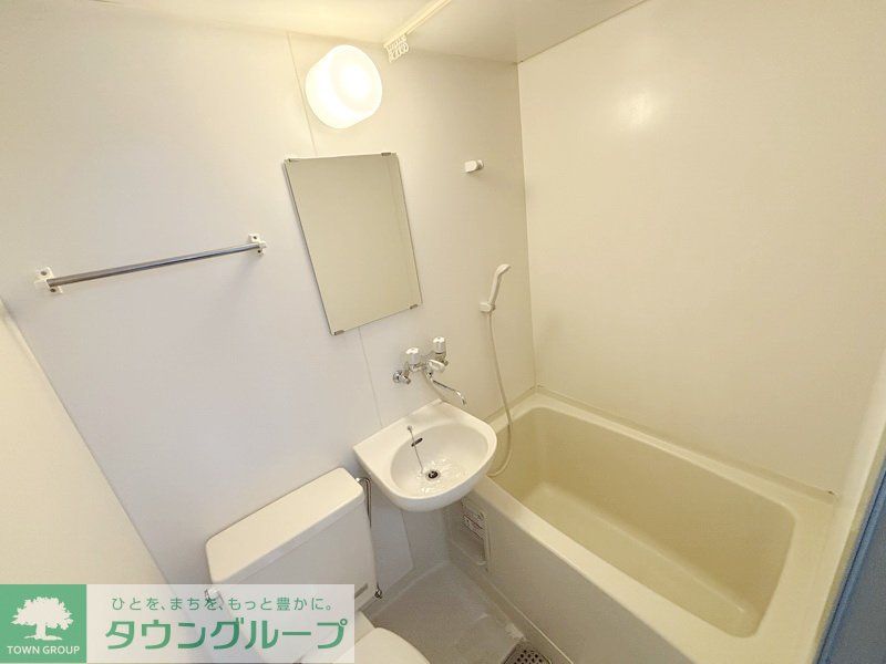 バス・シャワールーム　バス