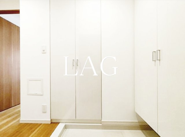 玄関　玄関です。