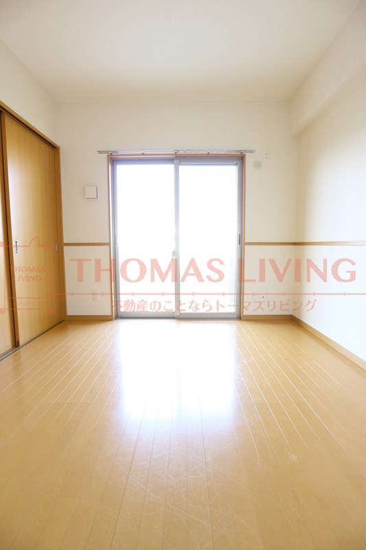 居室・リビング　お部屋探しは、地域に詳しい当店へ。