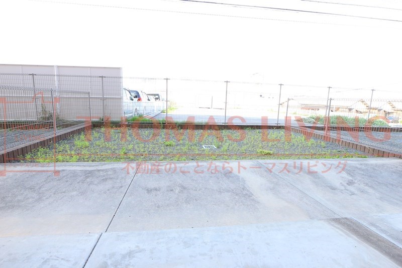 バルコニー　お部屋探しは、地域に詳しい当店へ。