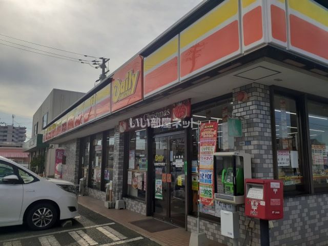 コンビニ　デイリーヤマザキ 熊本新土河原店（コンビニ）まで876m