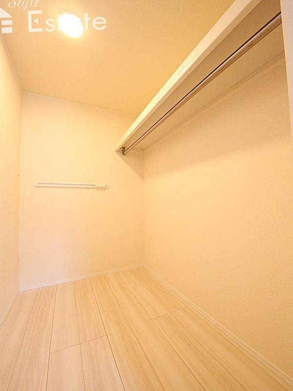 収納　クローゼット