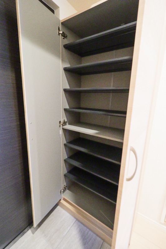 玄関　図面と現状に相違がある場合には現状を優先