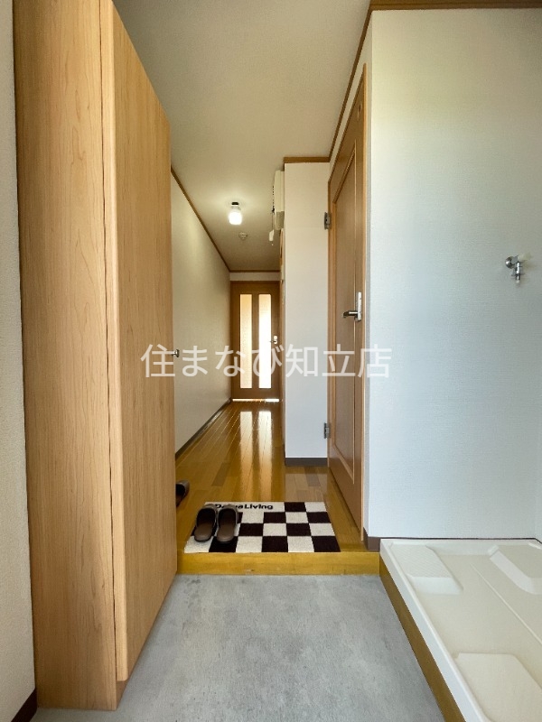 玄関　同型別部屋写真