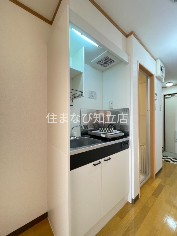 キッチン　同型別部屋写真