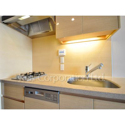 キッチン　同タイプ18階のお部屋を撮影。仕様が異なることがあります。