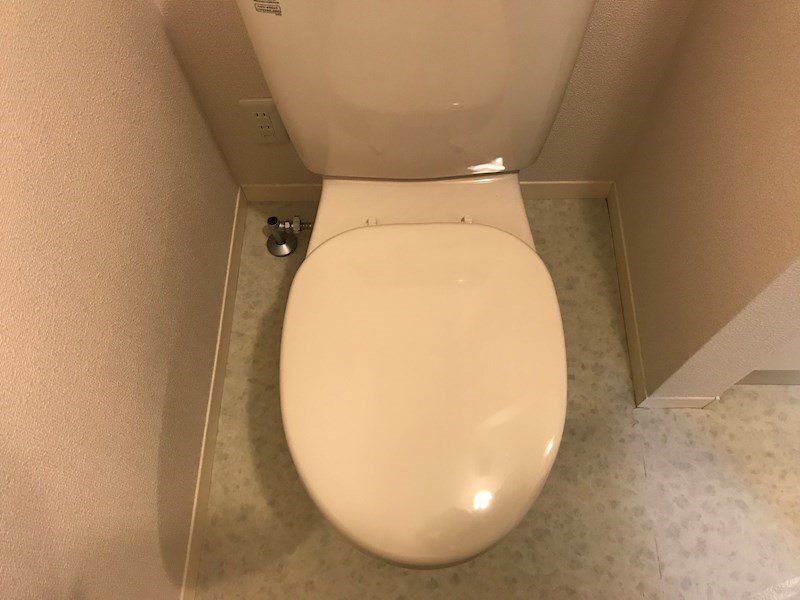 トイレ　トイレ