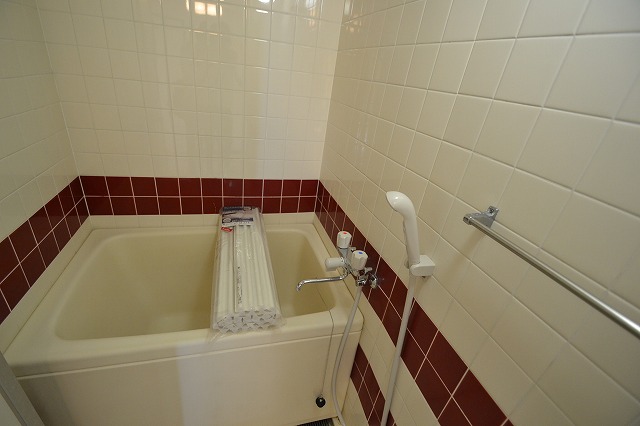 バス・シャワールーム　お風呂で日々の疲れを落としましょう