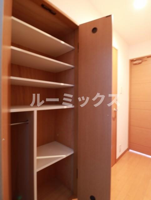 玄関　現状優先になります