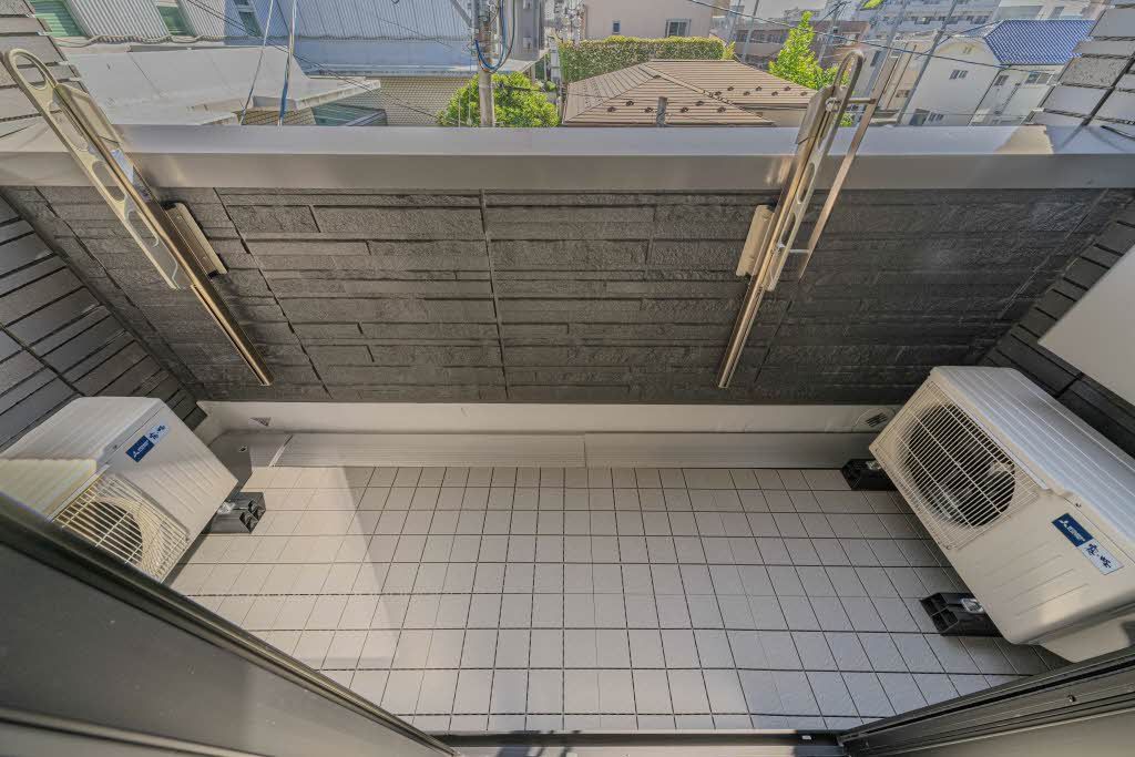 バルコニー　バルコニー