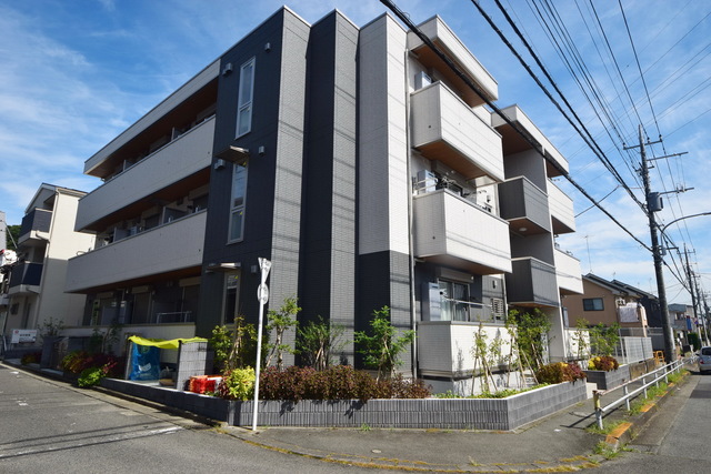 建物外観　～おしゃれな外観～