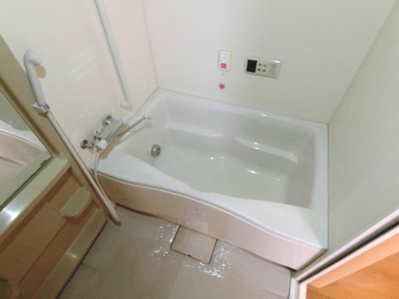 バス・シャワールーム　図面と現状に相違がある場合には現状を優先