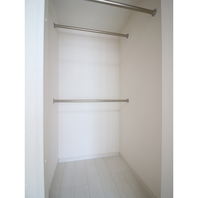 収納　ウォークインクローゼット