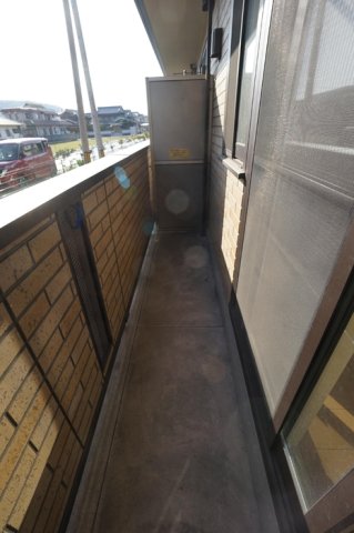 バルコニー　陽当たり良好なバルコニーです