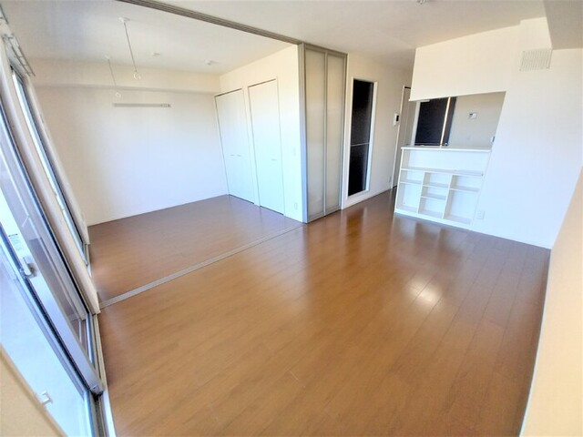 居室・リビング　リビング