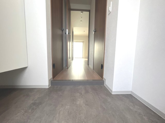 玄関　詳細は、RISUMO江坂本店までお問合せください♪