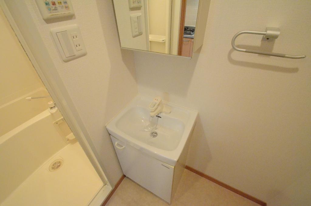 洗面設備　洗髪洗面化粧台