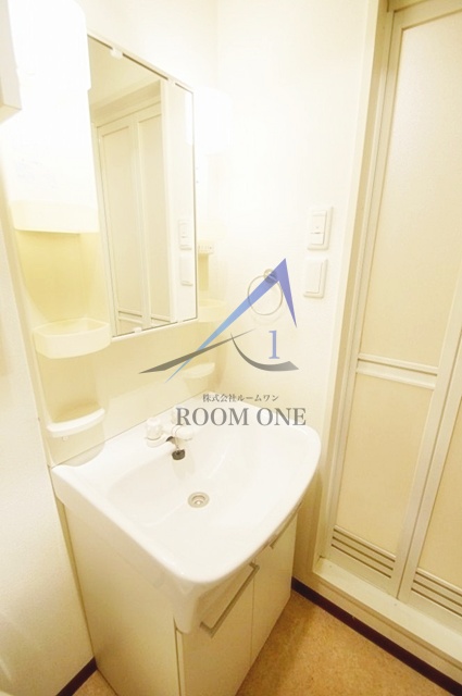 洗面設備　洗面台です。
