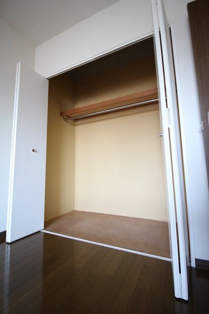 収納　クローゼット完備