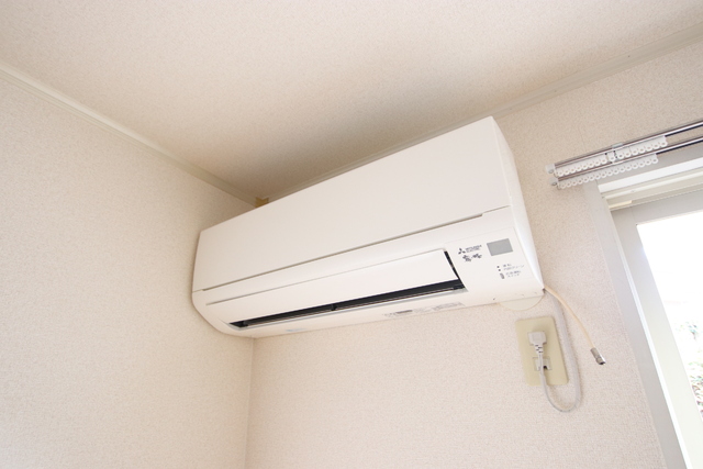 その他設備　エアコン１基